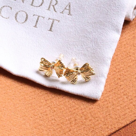 Kendra Scott | x LoveShackFancy Bow - Gold White Crystal Stud Earrings - Picture 2 of 2